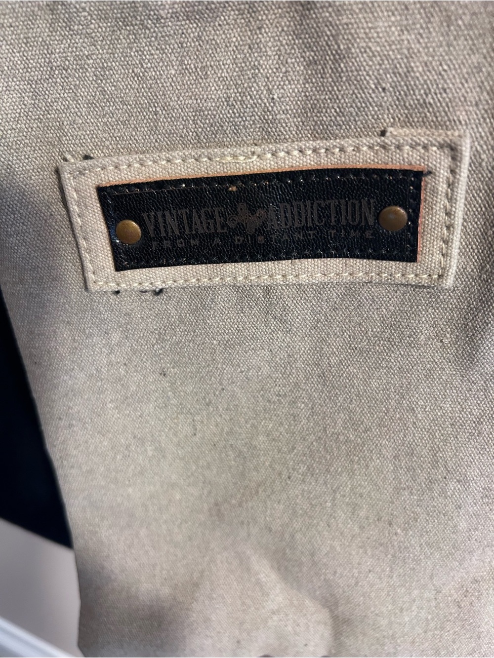 Women’s Vintage Addiction canvas crossbody purse. New with tags. - Picture 7 of 8